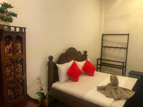 Double Room image 10