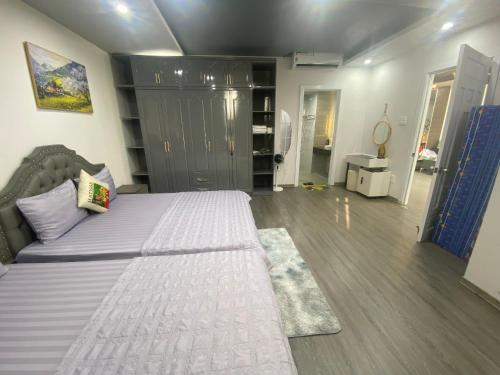 Three-Bedroom Apartment image 10