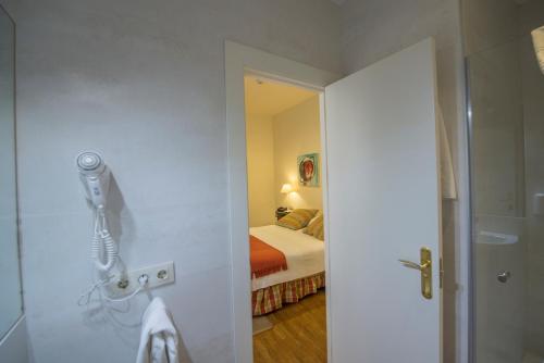 Hotel Alcántara - image 12