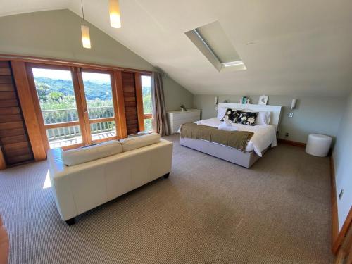 Spacious Wellington Family Oasis in ไอส์แลนด์เบย์