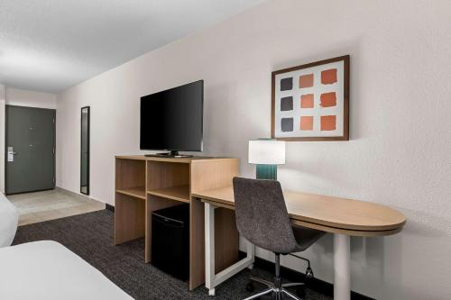 Best Western Plus Philadelphia Bensalem Hotel - image 13