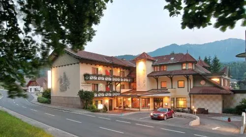 Erlebnis-Hotel-Appartements in Latschach ober dem Faakersee, Österreich