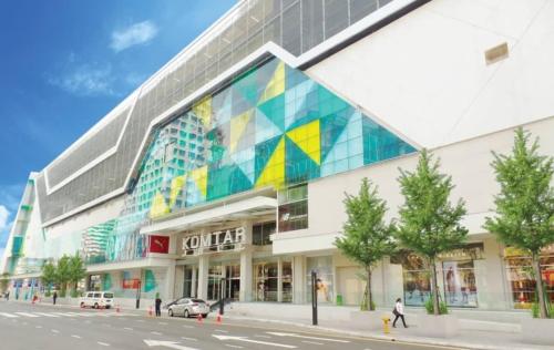 A Stylish High-Floor Suite Next to Komtar JBCC