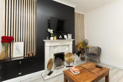 Charming Victorian Retreat 4BR House in Central Manchester - Manchester