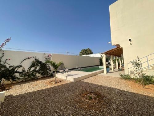 Balcony/terrace, N'guerigne bambara in Sintian