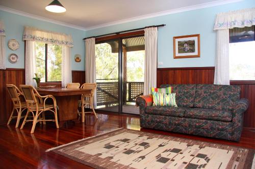 Balinga Cottages in บาลิงอัป