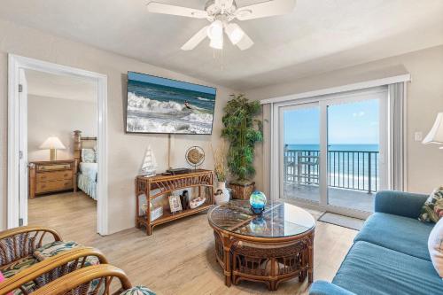 Hacienda del Sol II 413 in New Smyrna Beach, USA