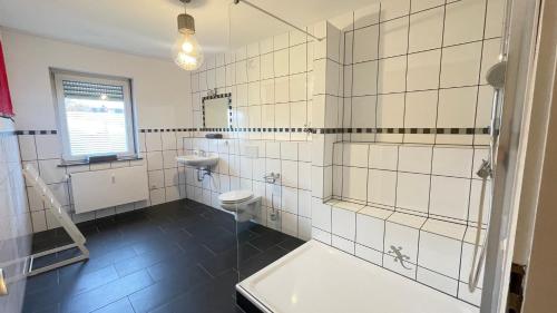 Bruser, MBZ Monteurwohnung Altforweiler 4 ZKB in Uberherrn