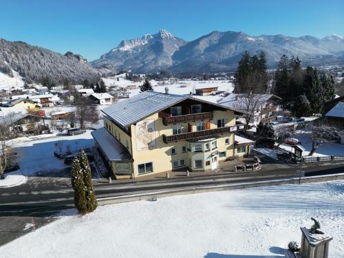 Viesnīcas āriene, Hotel Lainbach in Wängle (Hotel Lainbach in Wangle) in Holz