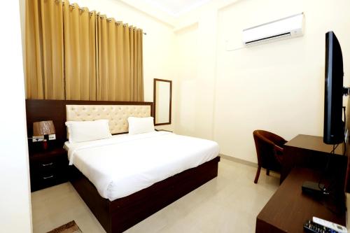 Hari Mahal Resort in Behror