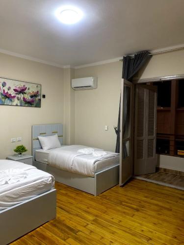 Sky light hotel - image 2