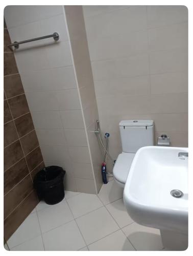 Cozy Beautiful Single Room with Balcony Cozy Beautiful Single Room with Balcony