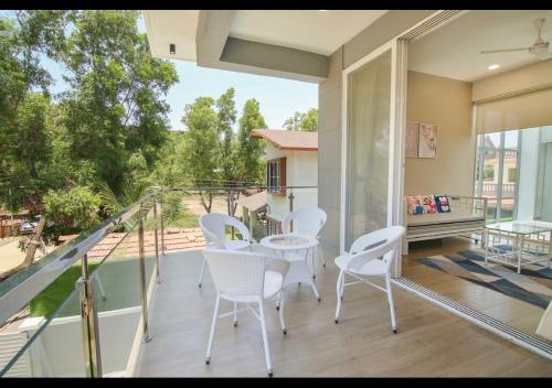 Balcony/terrace, Hiaana Villa By Tropicana Stays in Lonavala