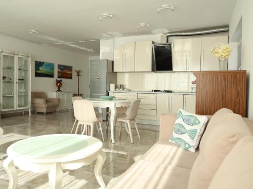 Golden Gate 21 in 魯馬