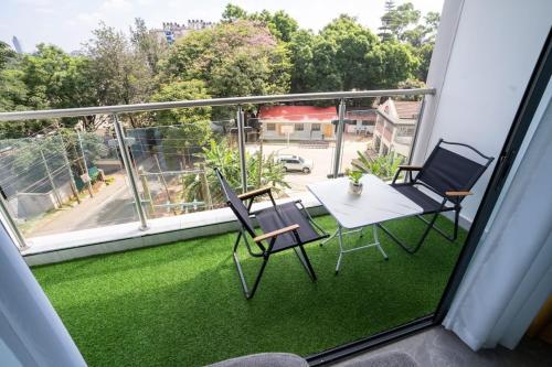 Nivla Executive Cozy haven with gym and Balcony in Nairobi
