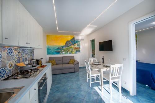 Terrace Belvedere suite- Amalfi coast - free park- Pontone -Scala in Scala