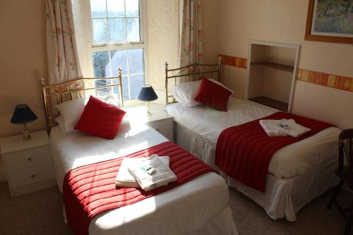 Middlegate Hotel - image 12