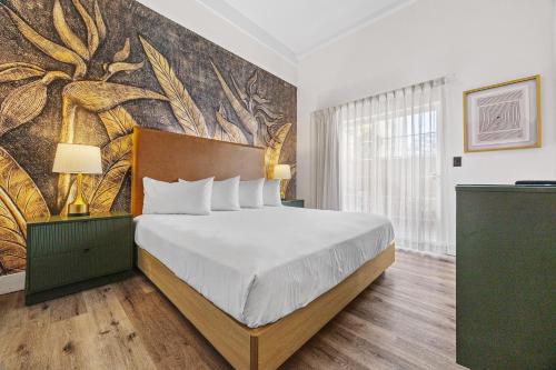 Garden Suite room in Nob Hill Hotel