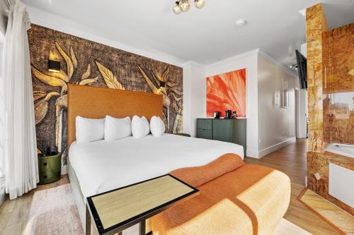 Penthouse Suite image 10