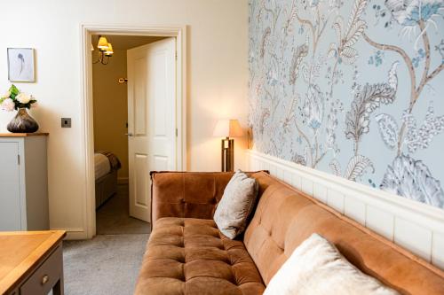 Ravenstone Manor - image 5