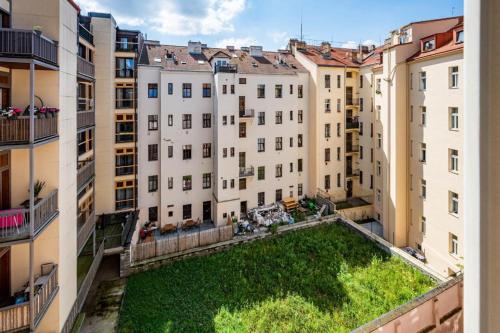 Great apartment in the hype neighborhood, Praga (zdjęcie 3)