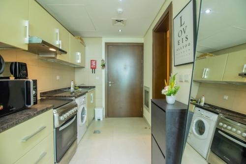 Hilliana Tower - Cozy Studio with Sea View, Dubai (photo 6)