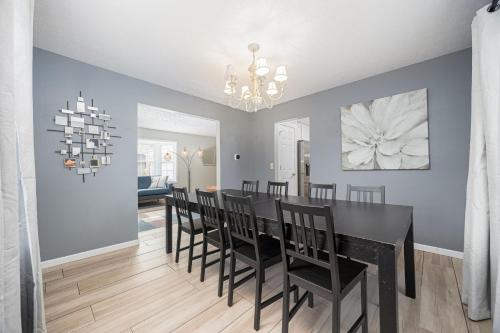 Spacious Columbus Retreat Activities and Games Galore