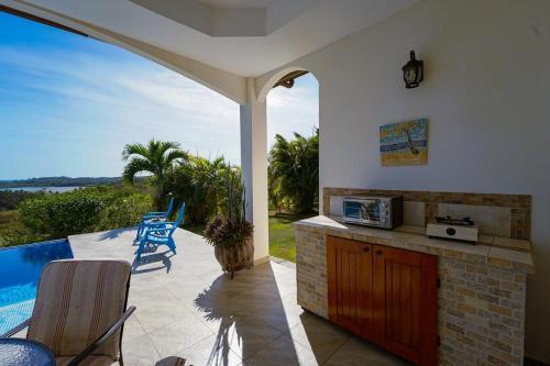 Giardino, Casa Nero Panama in Boca Chica