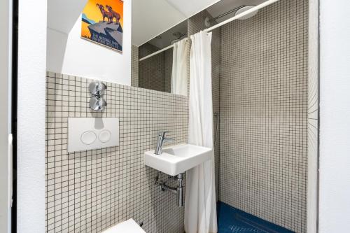 Modern Flat in Kreuzberg 2 bath rooms, Берлин (фото 10)
