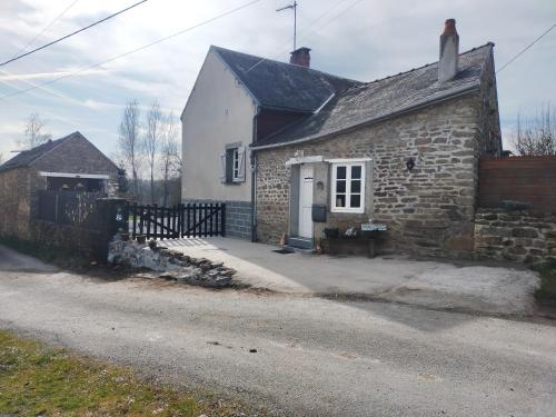 Chambre d'hôtes Se Sentir Libre Noisette chambre d'hôte Les Genêtes