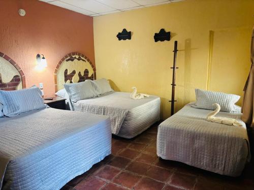 Hotel Chilero Y Café, Антигуа-Гуатемала (фото 5)