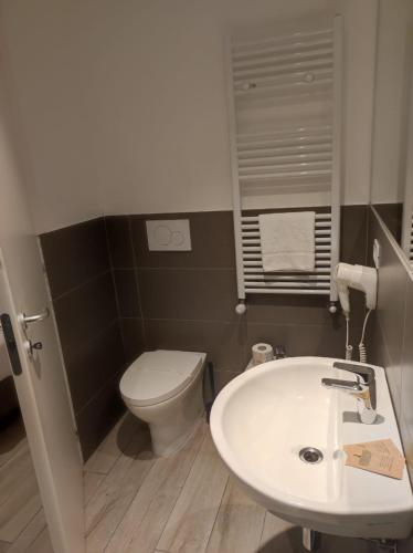 Hotel Sonia - image 6