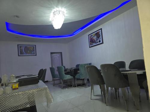 Restaurant, Zuba waterfall executive Lodge in Ndola