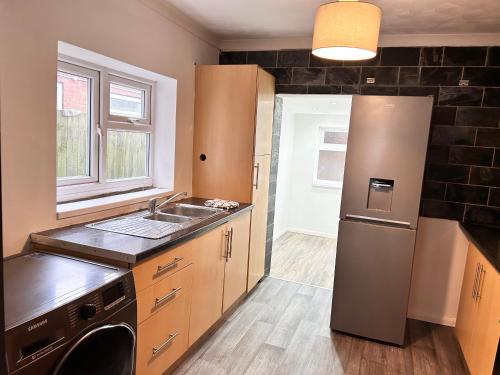 Beautiful 4 bedroom property with 5G WI-FI and smart tv in Hull