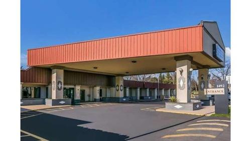 . Dutchland Motel