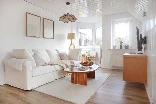 2 Zimmer Wohntraum mit Balkon und Hafenblick in Büsum, Deutschland