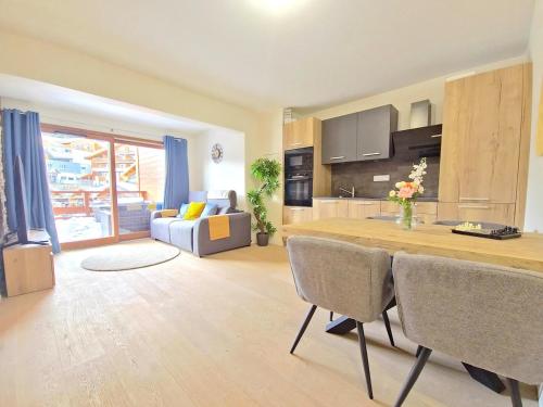 New - Spacious - Private garage New - Spacious - Private garage