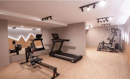 New - Spacious - Private garage New - Spacious - Private garage