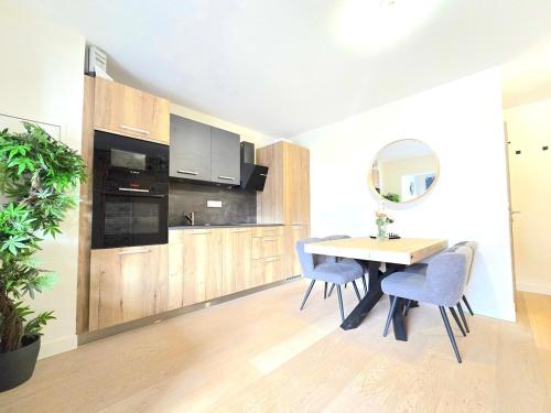 New - Spacious - Private garage New - Spacious - Private garage