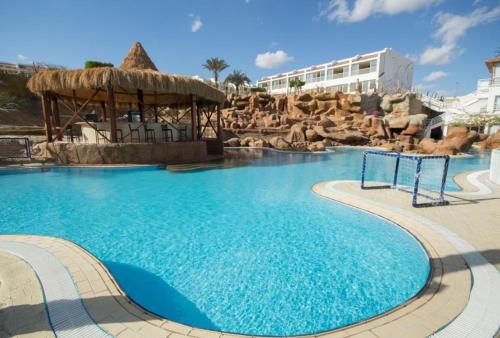 Swiss Heaven Sharming Inn Hotel-Couples & Families only - image 4