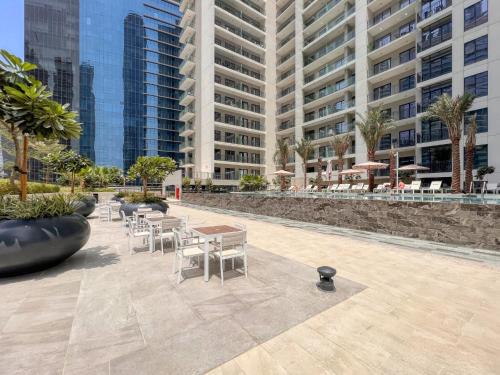Quasi-Hotels Zada Luxe Haven in Business Bay 1BR - image 10