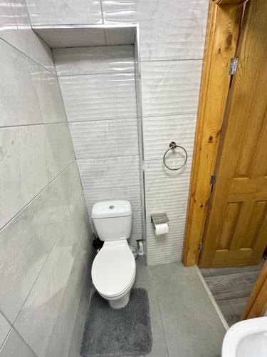 Bathroom, Private Mini Studio Room in Moseley in King's Heath