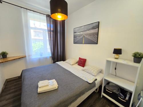 One-Bedroom Apartment image 5