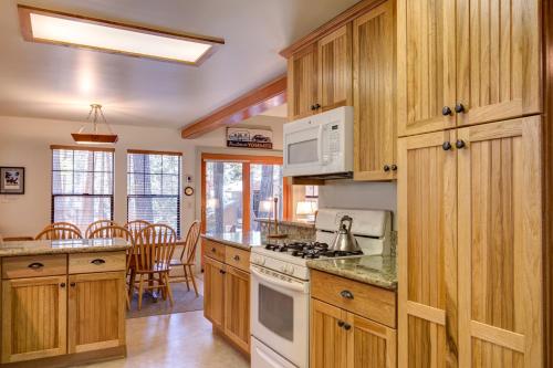 Wawona Retreat in Wawona (CA)