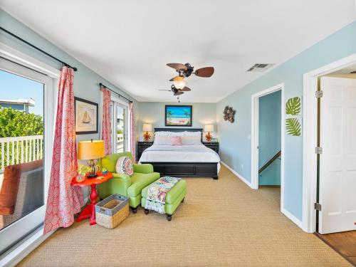 Silverseas Cottage, Pool, 2 Carts, Steps to Beach in North Captiva Island
