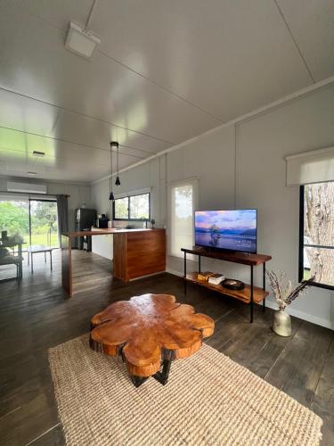 gedeelde lounge/tv-ruimte, NuestroSueño (NuestroSueno) in Villa Serrana