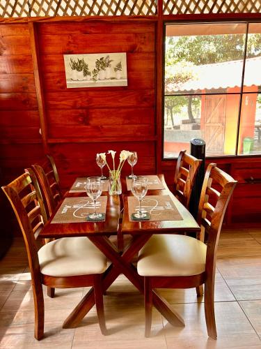 Casa LORA Eco tourism or remote work in Bagaces