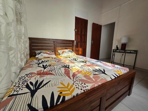 Detente absolue avec grande piscine in Les Abymes