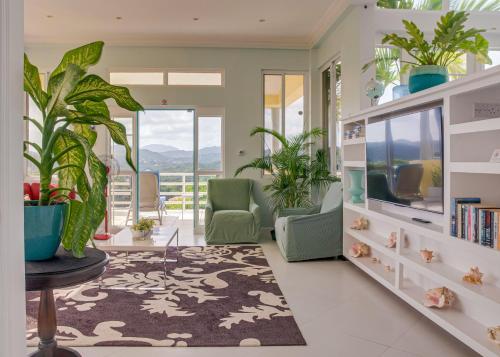 Villa Chilla 1- 2 bedroom rate villa in Gros Islet