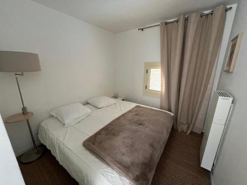 Apartment (6 Adults) image 3